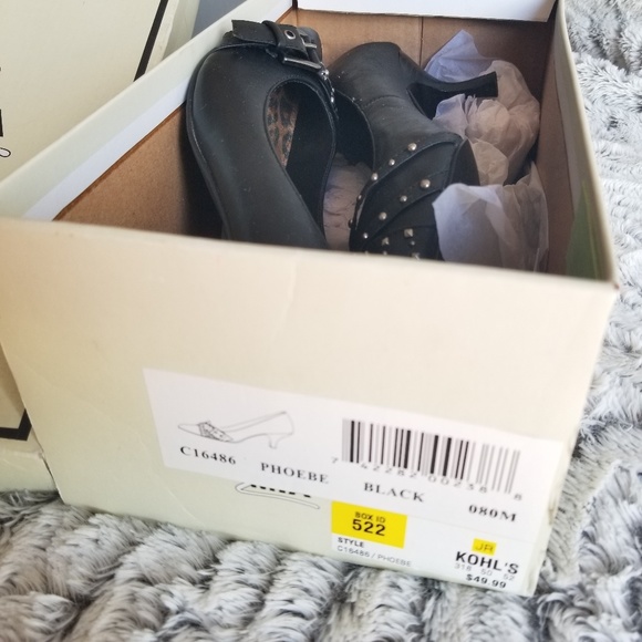 Black short pump heels buckle toe phoebe Mia shoe - Picture 6 of 6